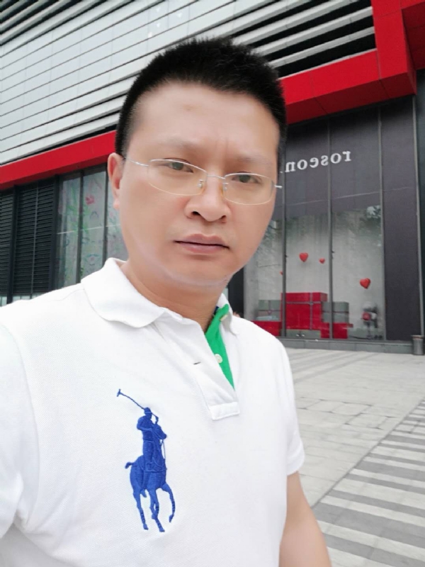 硬汉的第一张照片--将乐交友网