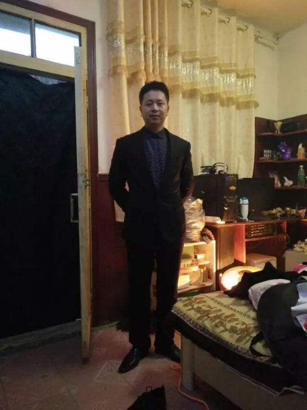 亮亮的第一张照片--将乐交友网