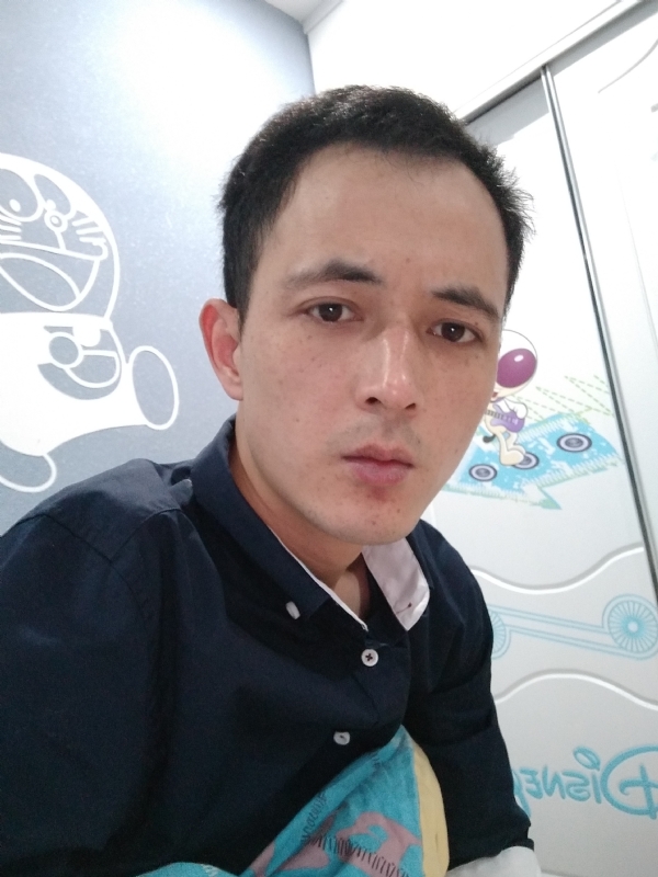 容晨的第一张照片--将乐交友网