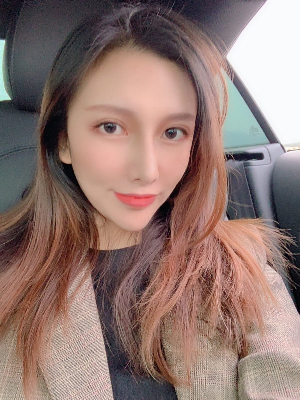 李岚Lancy的第一张照片--将乐交友网
