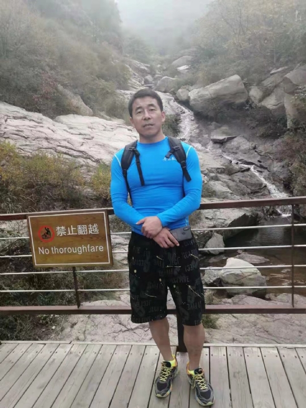 四季阳光的第一张照片--将乐交友网