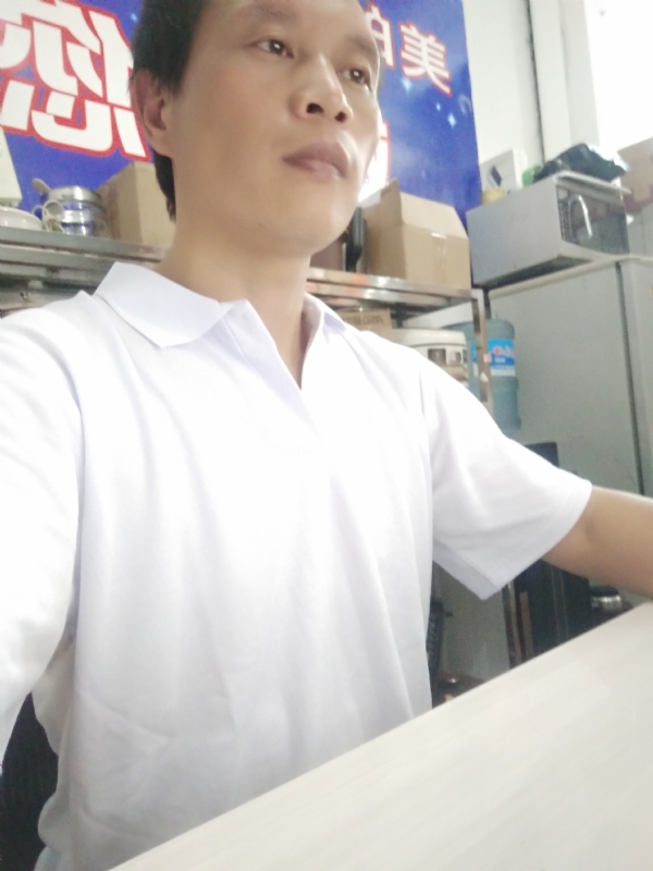 深蓝色的海的第一张照片--将乐交友网