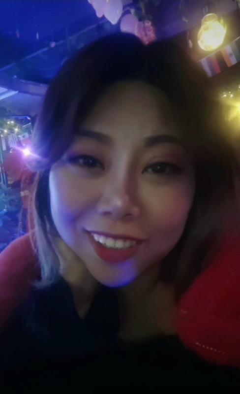 收快递的费仙女的第一张照片--将乐交友网