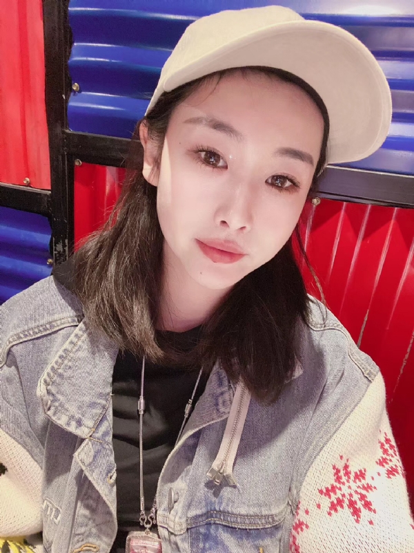 玲珑的第一张照片--将乐交友网