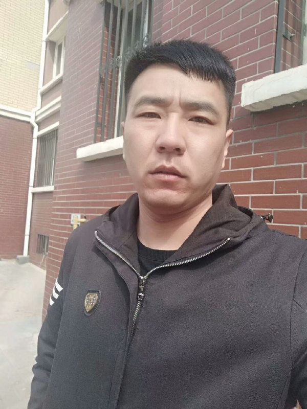 谁伴我闯荡的第一张照片--将乐交友网