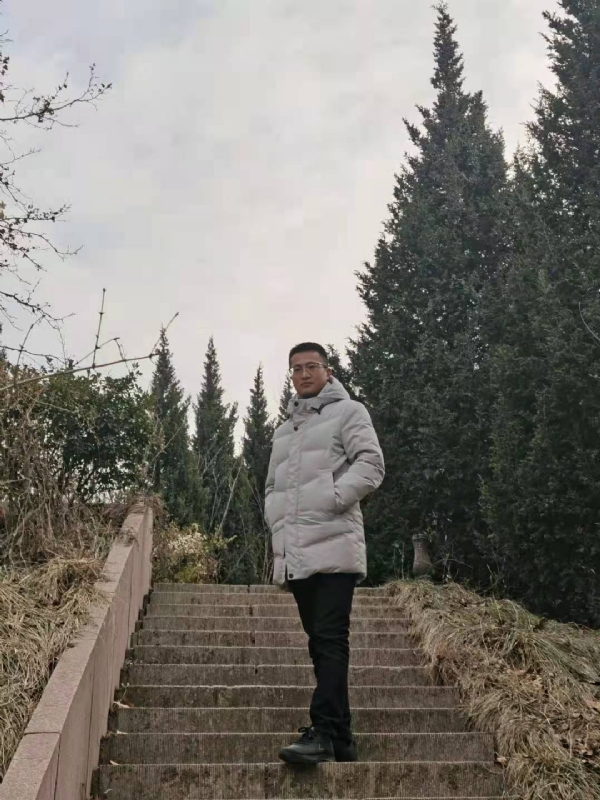期待的第二张照片--将乐交友网