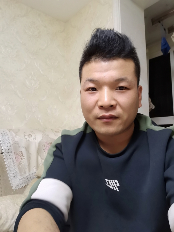 小猪猪的第一张照片--将乐交友网