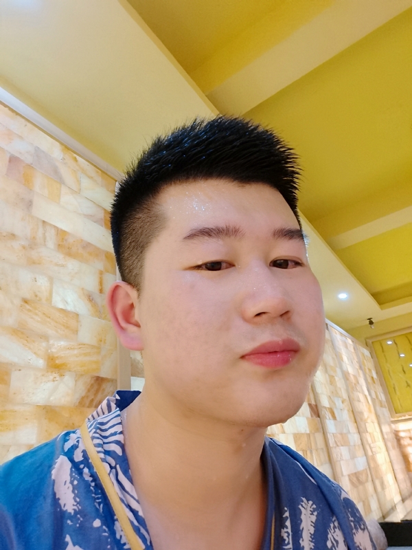 六月与阿十二的第一张照片--将乐交友网