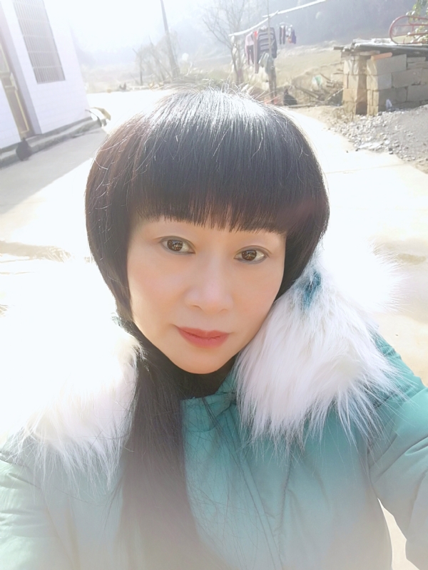 金鱼儿的第一张照片--将乐交友网