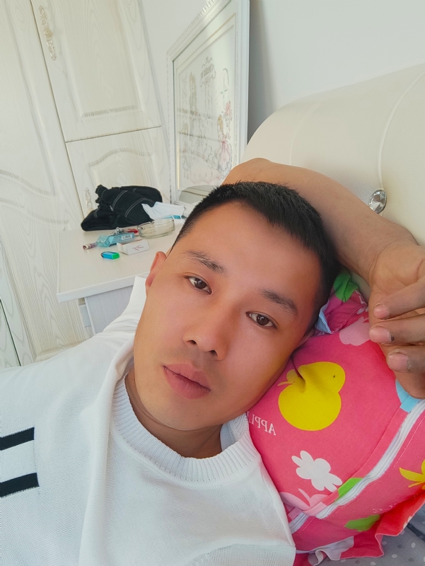 一个人的第一张照片--将乐交友网