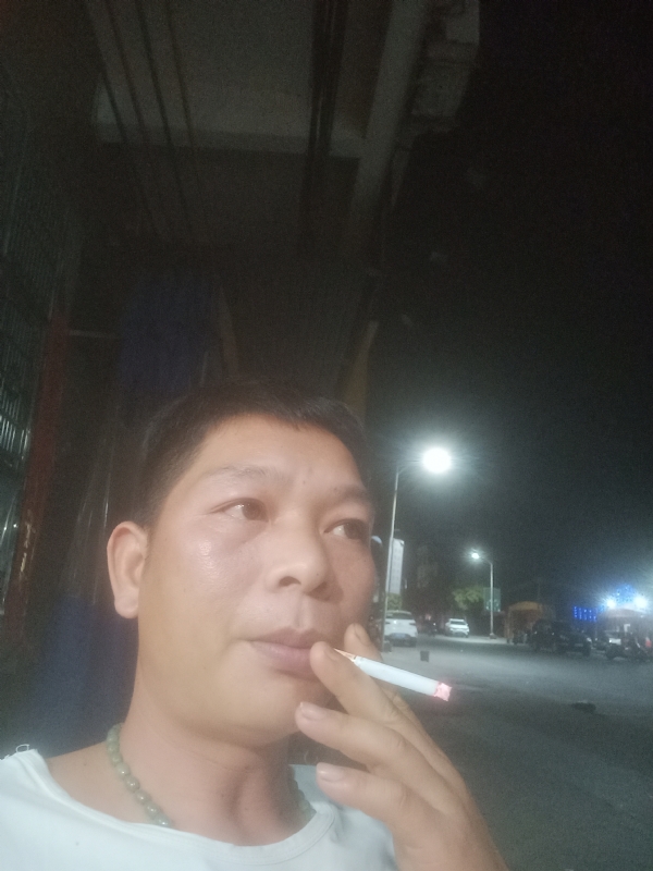 善解人意的第一张照片--将乐交友网