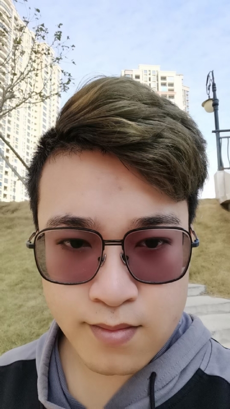 小陈的第一张照片--将乐交友网
