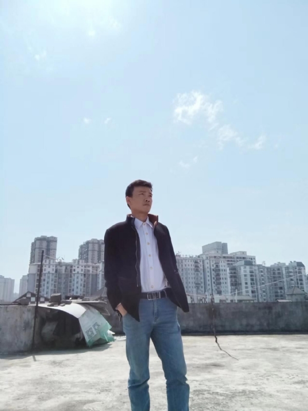 蓝色心情的第一张照片--将乐交友网