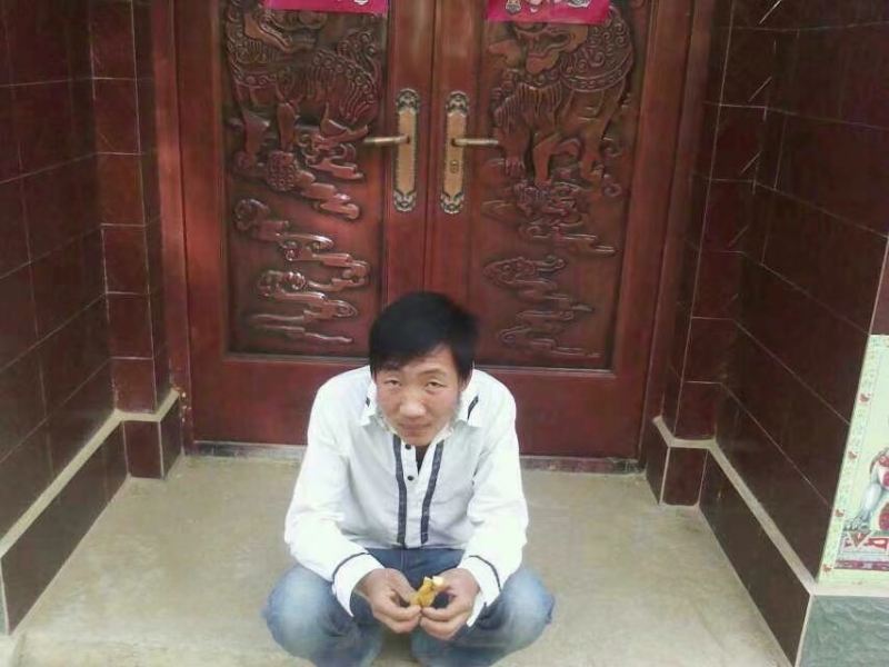 潘先生的第一张照片--将乐交友网