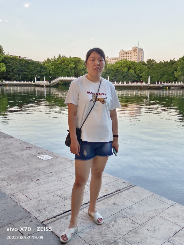 幸福触手可及的第一张照片--将乐交友网