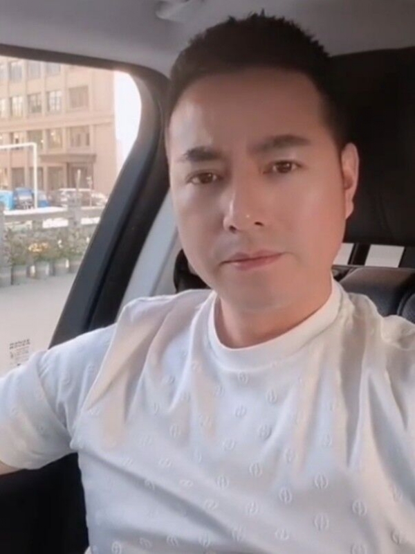 勿忘初心的第一张照片--将乐交友网
