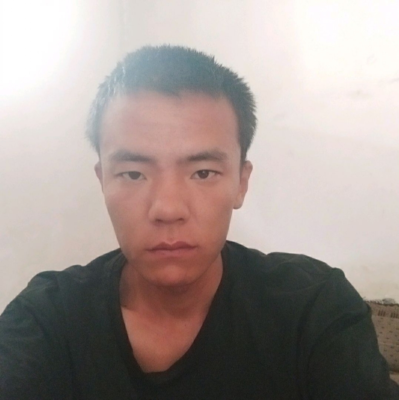 哦哦的第一张照片--将乐交友网