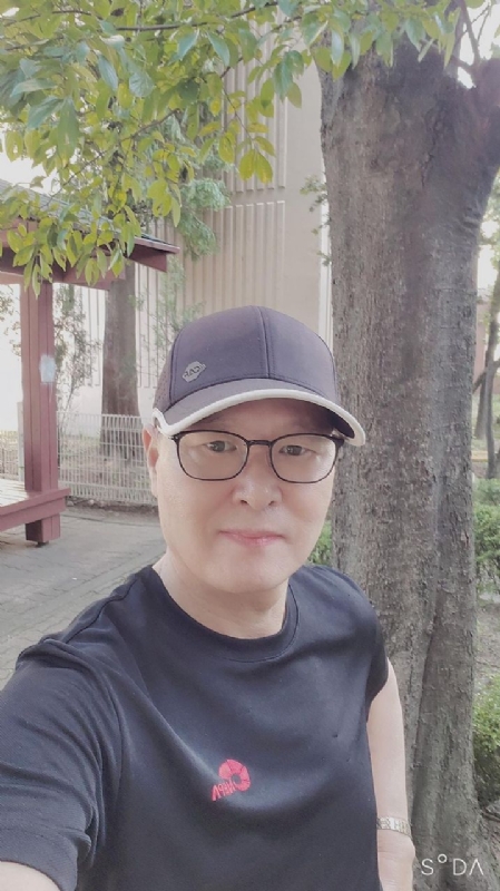 脏尘的第一张照片--将乐交友网