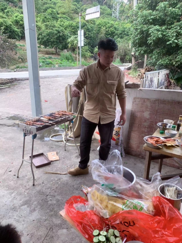 你黑我哟的第一张照片--将乐交友网