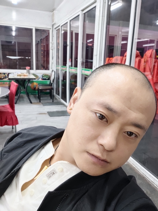 大连相亲的第一张照片--将乐交友网