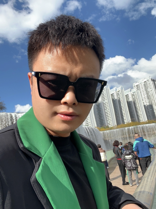 子阳的第一张照片--将乐交友网