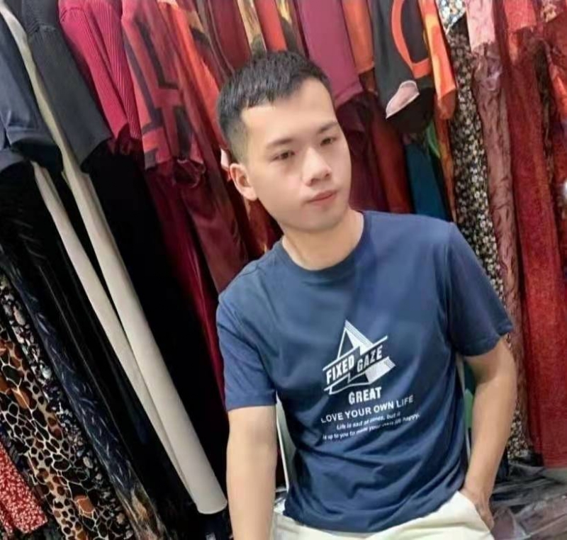 萃臻的第一张照片--将乐交友网
