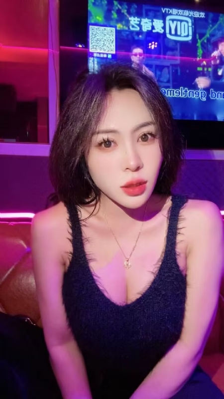 素素可月的第一张照片--将乐交友网