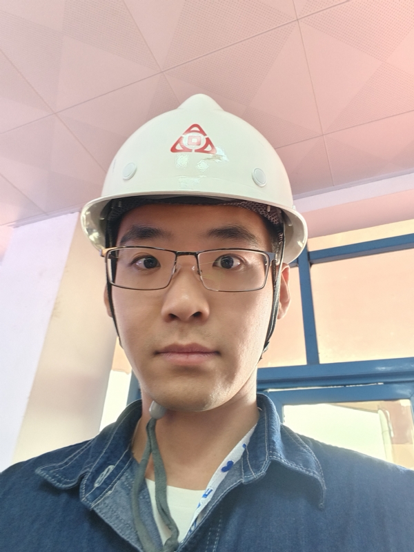 何鹏宇的第二张照片--将乐交友网