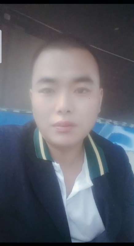 阳光男孩的第一张照片--将乐交友网