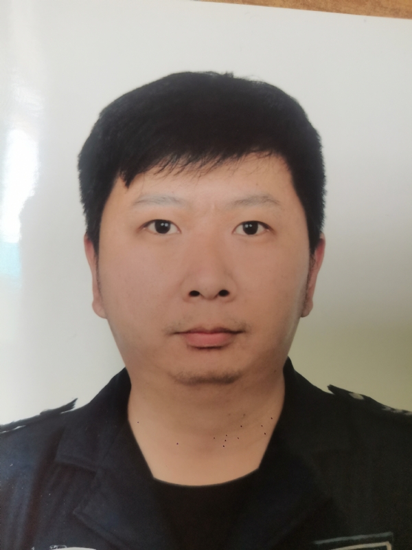 吕嘉的第一张照片--将乐交友网