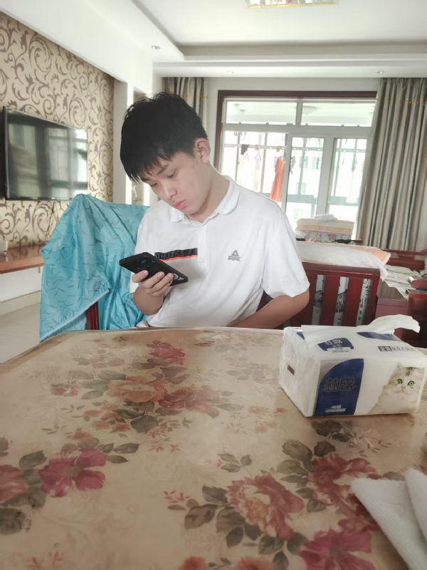 铁在烧的第一张照片--将乐交友网