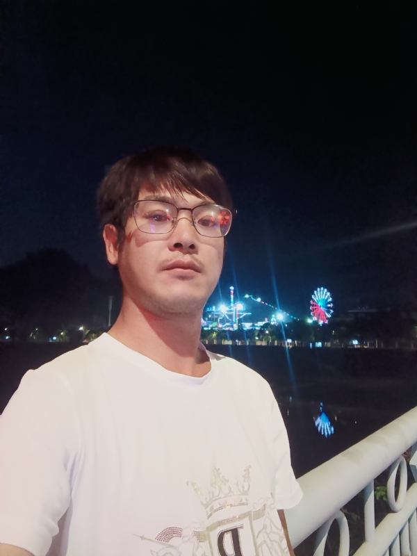 任豐的第一张照片--将乐交友网