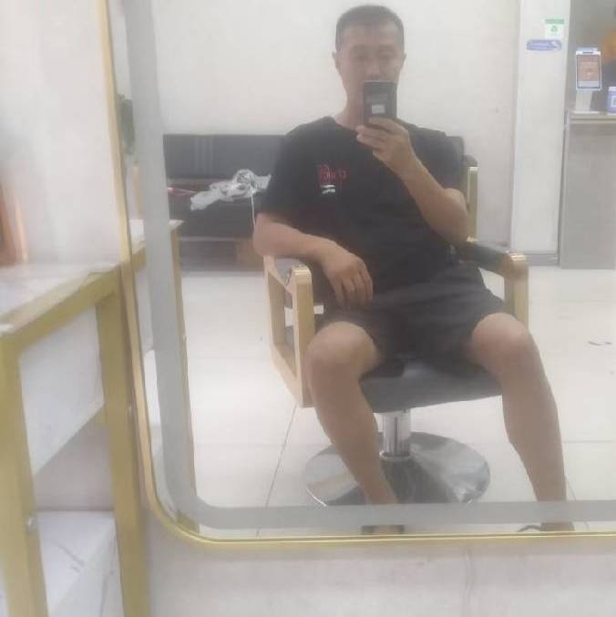 闫杰的第一张照片--将乐交友网