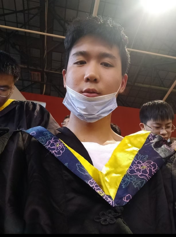 落落大方的第一张照片--将乐交友网