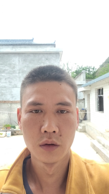简单点的第一张照片--将乐交友网